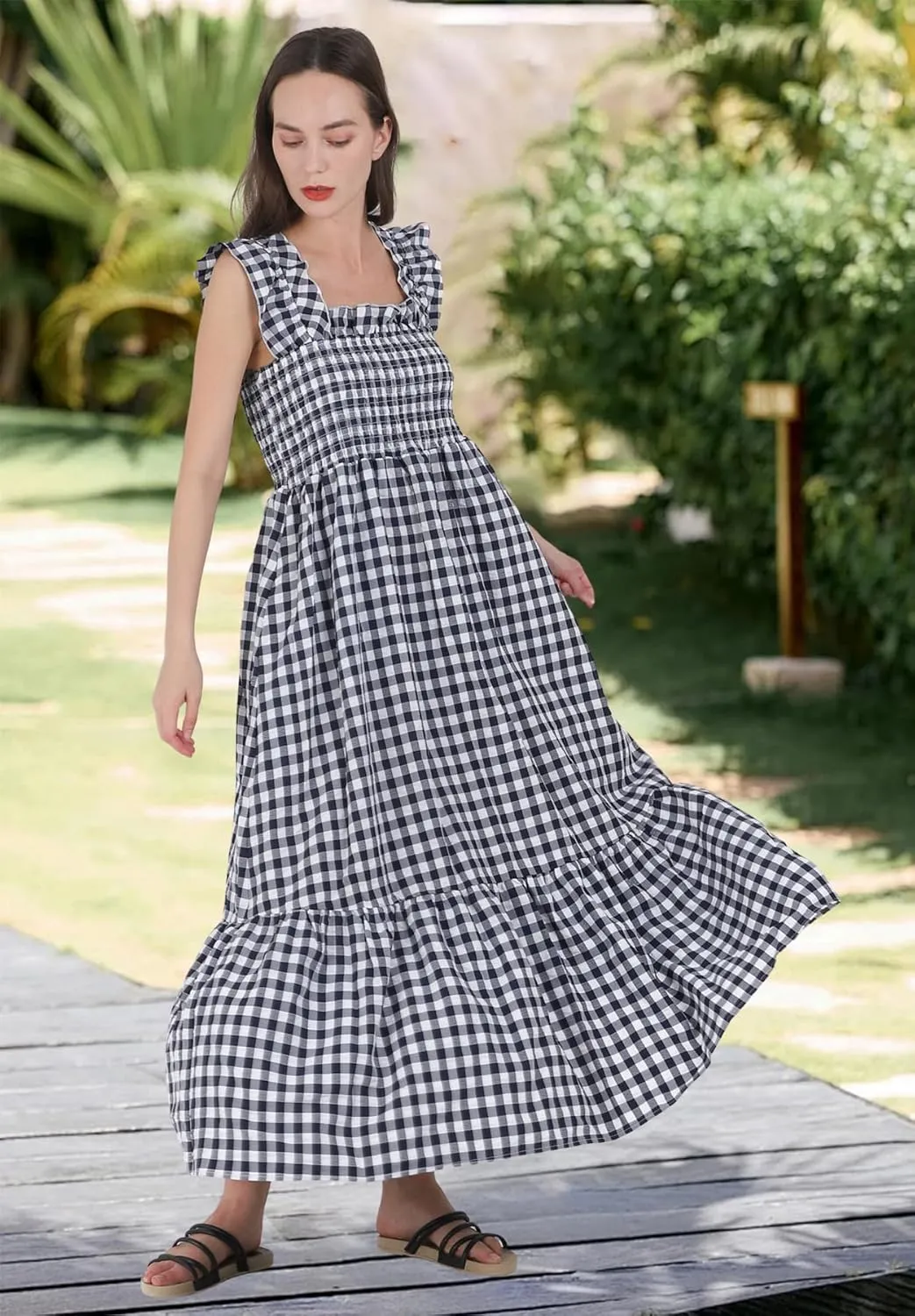 chouyatou Women's Retro Plaid Smocked Dress Spaghetti Strap Flounce Long Dress